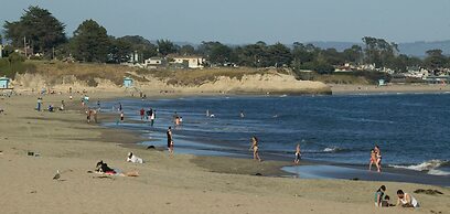 West Cliff Inn - A Four Sisters Inn