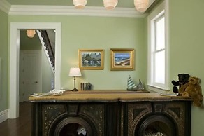 West Cliff Inn - A Four Sisters Inn