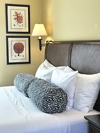 West Cliff Inn - A Four Sisters Inn