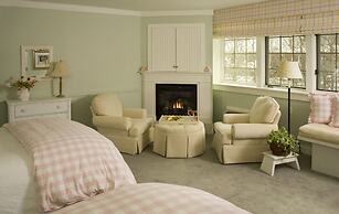 Lake Opechee Inn and Spa