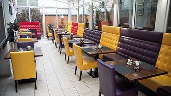 Best Western Plus Grand Hotel Victor Hugo