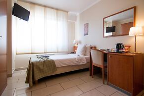Best Western Plus Grand Hotel Victor Hugo