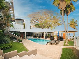 Tropikist Beach Hotel & Resort