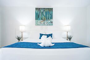 Tropikist Beach Hotel & Resort
