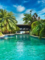 Tropikist Beach Hotel & Resort