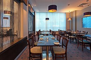 Leonardo Hotel Plymouth