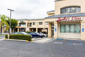 Days Inn & Suites by Wyndham Artesia
