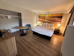 Days Inn & Suites by Wyndham Artesia