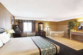 Days Inn & Suites by Wyndham Artesia