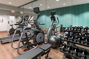 Holiday Inn Express Hotel & Suites Dallas South - Desoto by IHG