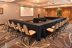 Holiday Inn Express Hotel & Suites Dallas South - Desoto by IHG