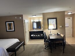 Hampton Inn & Suites Barstow