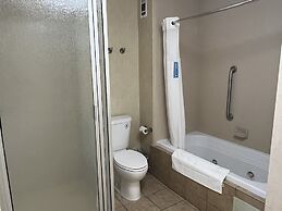 Hampton Inn & Suites Barstow
