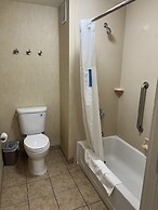 Hampton Inn & Suites Barstow