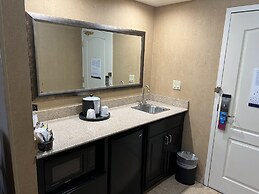 Hampton Inn & Suites Barstow