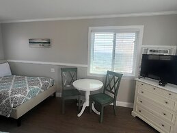 Sandy Shore Motel