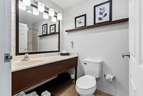 Country Inn & Suites by Radisson, Chambersburg, PA