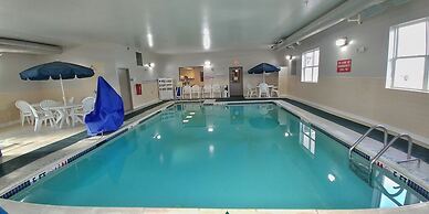 Country Inn & Suites by Radisson, Chambersburg, PA