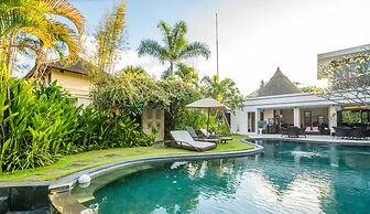 Villa Diana Bali