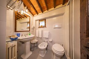 Villa Borgo San Pietro