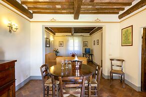 Villa Borgo San Pietro