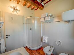 Villa Borgo San Pietro