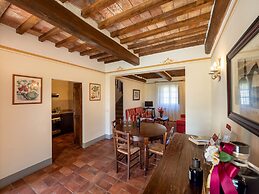 Villa Borgo San Pietro