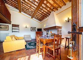 Villa Borgo San Pietro