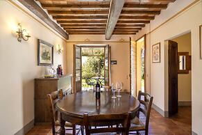 Villa Borgo San Pietro