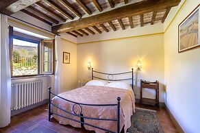 Villa Borgo San Pietro