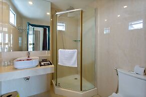 Aurora Riverside Hotel and Spa