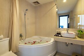 Aurora Riverside Hotel and Spa