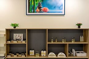 Aurora Riverside Hotel and Spa