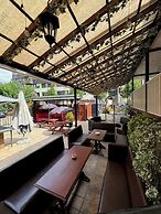 Bridge Park Hotel