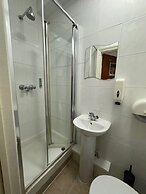 Bridge Park Hotel