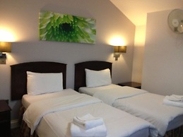 Bridge Park Hotel