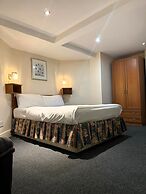 Bridge Park Hotel
