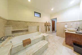 Asri Jewel Villas & Spa