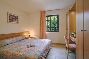 Solaris Residence - Naturist
