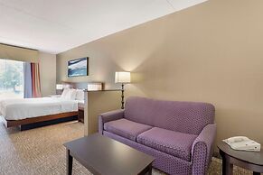 Comfort Suites East