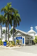 Oaks Port Douglas Resort