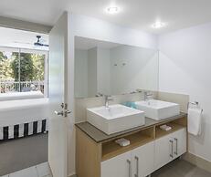 Oaks Port Douglas Resort