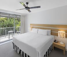 Oaks Port Douglas Resort