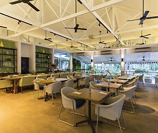 Oaks Port Douglas Resort