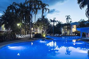 Oaks Port Douglas Resort