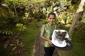 Heritage Suites Hotel