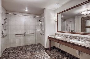 The Arrabelle at Vail Square, A RockResort