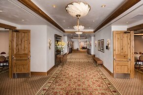 The Arrabelle at Vail Square, A RockResort