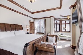 The Arrabelle at Vail Square, A RockResort