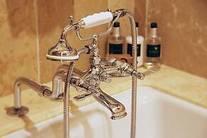 The Arrabelle at Vail Square, A RockResort